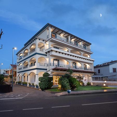 Hotel Rosa Dei Venti Castelsardo Buitenkant foto