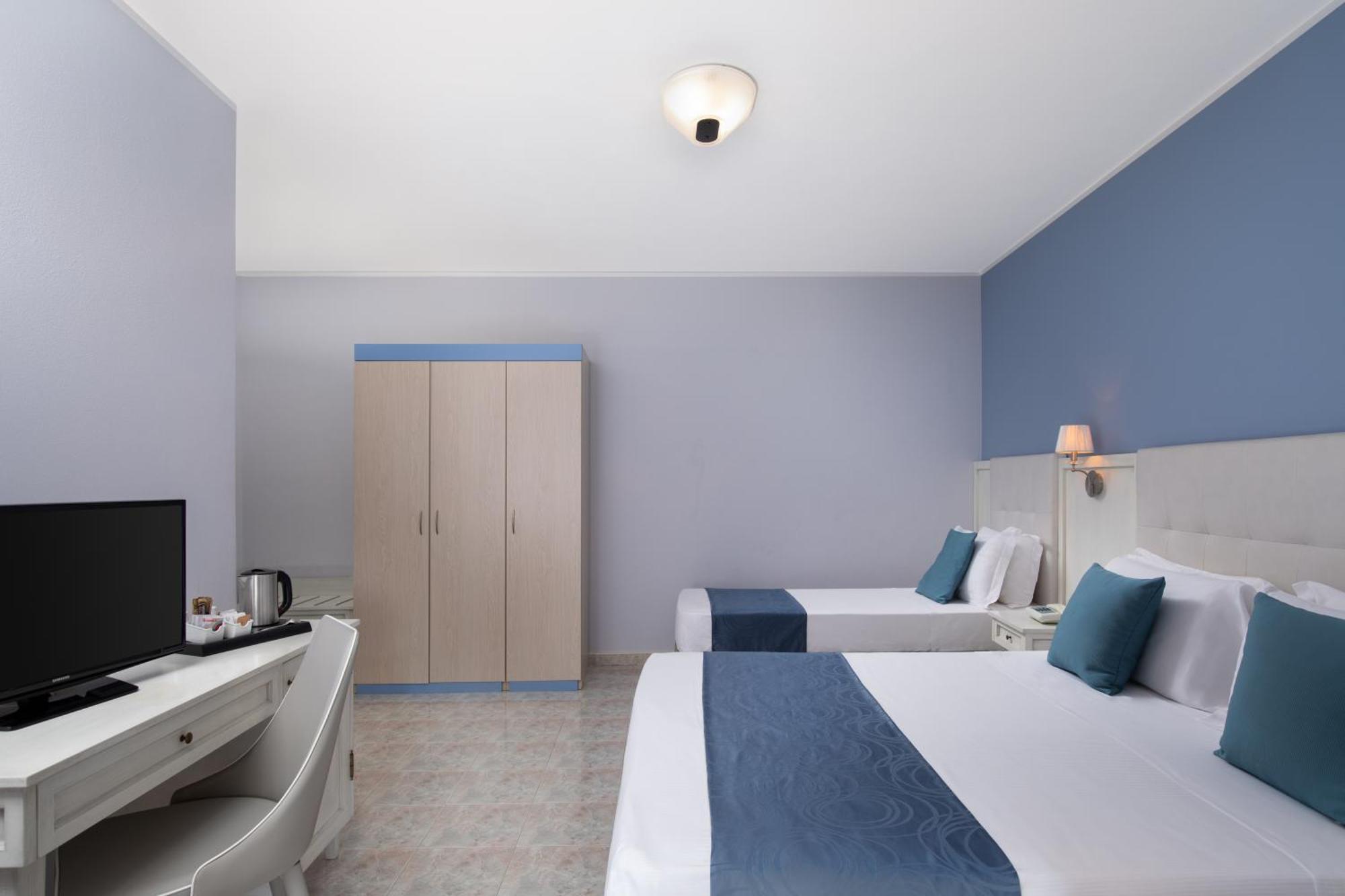 Hotel Rosa Dei Venti Castelsardo Buitenkant foto