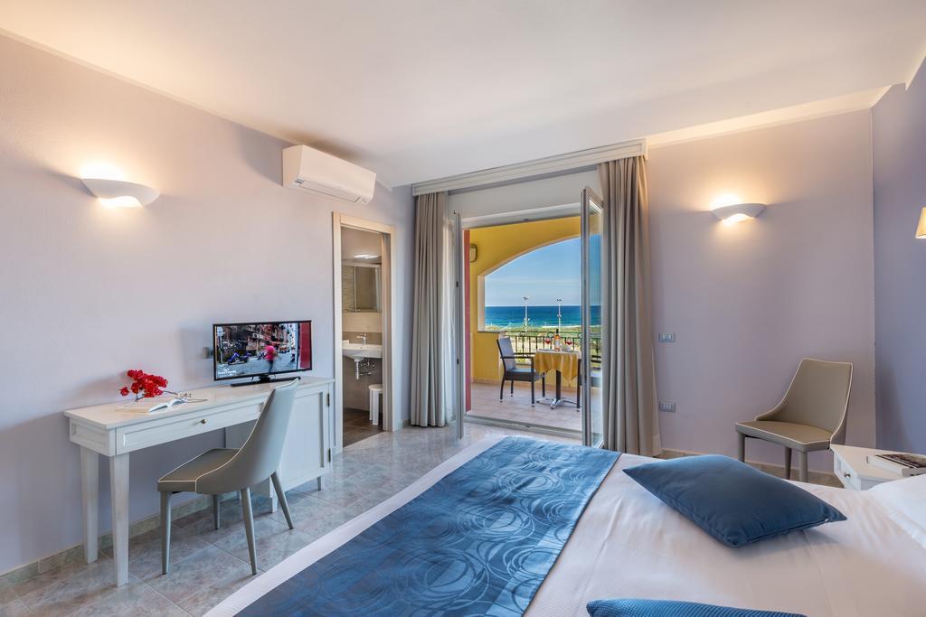 Hotel Rosa Dei Venti Castelsardo Buitenkant foto